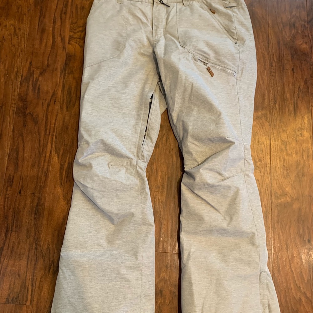 Roxy Snowboard Pants Sz Large- only used 1 season